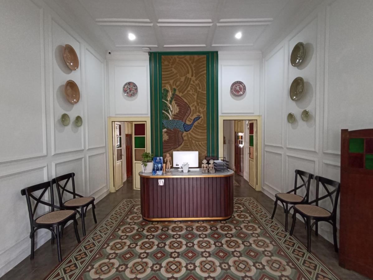 Mruyung Guest House Kota Lama Banyumas Mitra Reddoorz מראה חיצוני תמונה